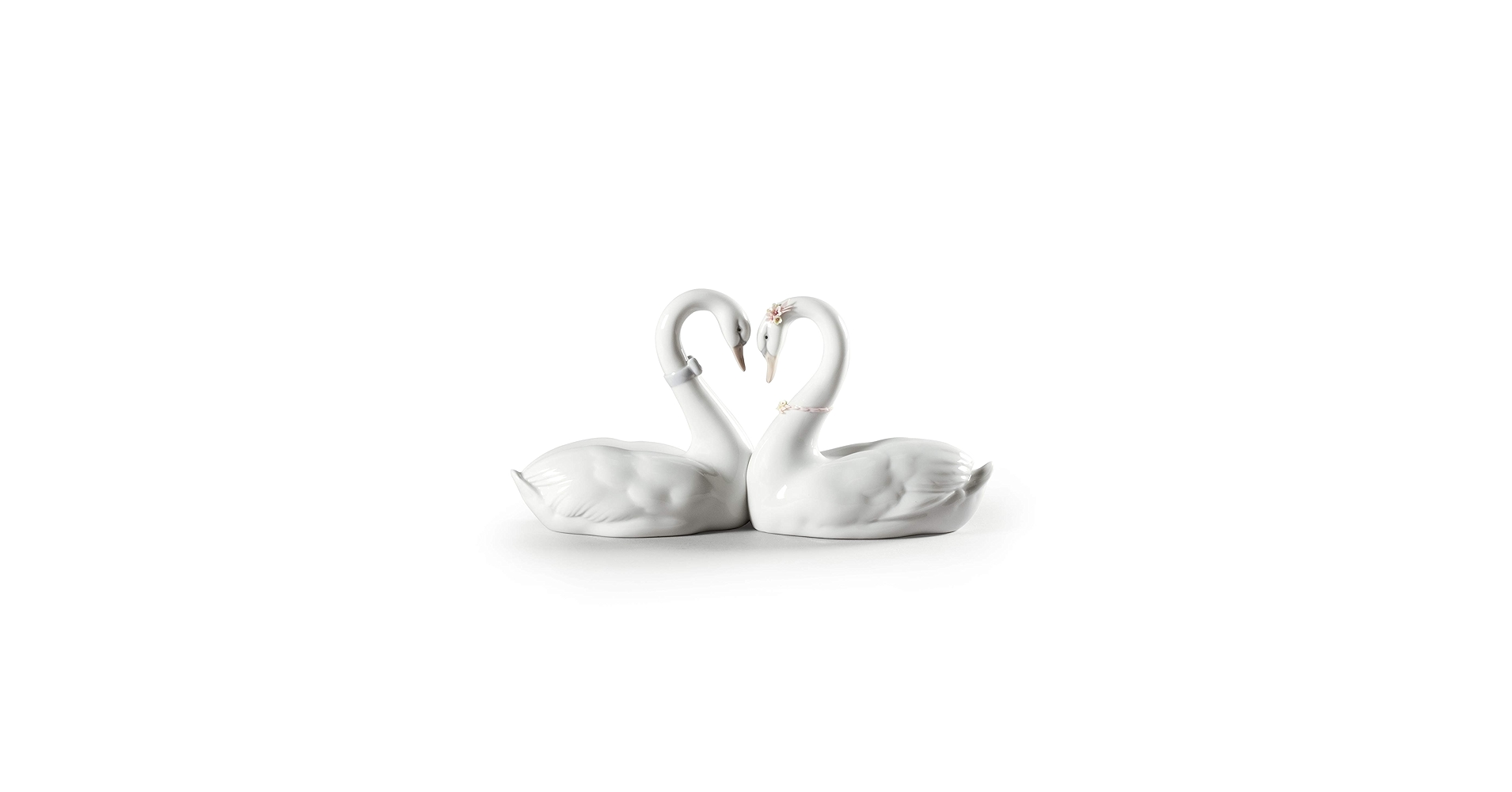 美品　LLADRO スワン Amazon.com: LLADRÓ Swan Couple White Heart Glossy White